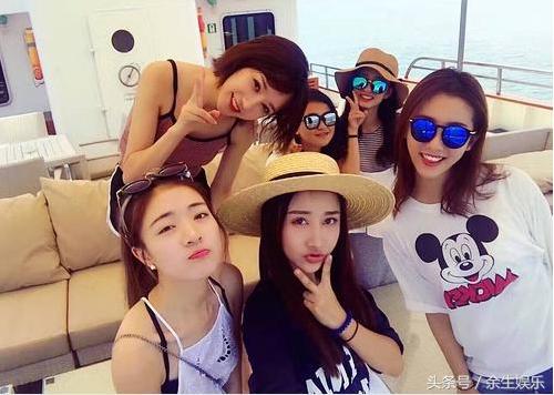 出国12年小伙却突然海归回国,22岁留学生玩电竞