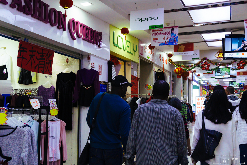 沉浸式逛南宁朝阳百货商店视频,南宁朝阳地下商业街人流