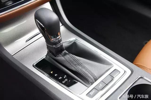 互联网汽车有哪些,互联网汽车试驾