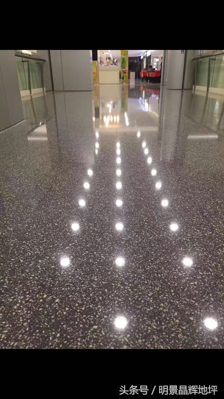 水磨石地面怎么样光亮,水磨石地面没有亮度怎么办