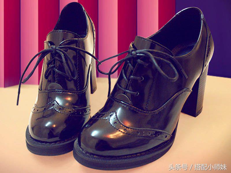 为什么女人穿高跟鞋那么迷人,女人穿高跟鞋时为什么会充满魅力
