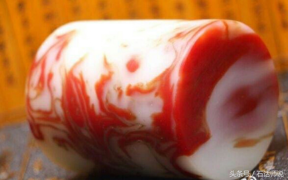 外蒙料七彩玛瑙鸡血玉贵吗,鸡血红玛瑙