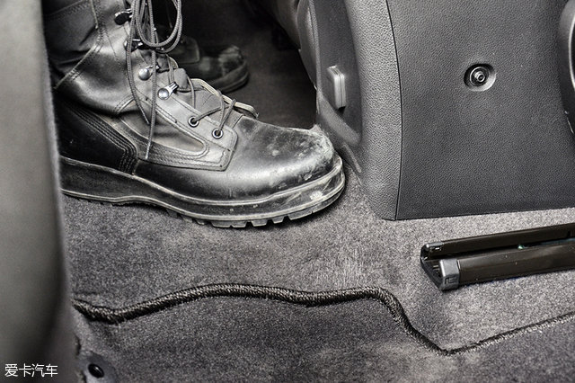 西安13年雪佛兰科鲁兹两厢,雪佛兰1.4t科鲁兹两厢二手车