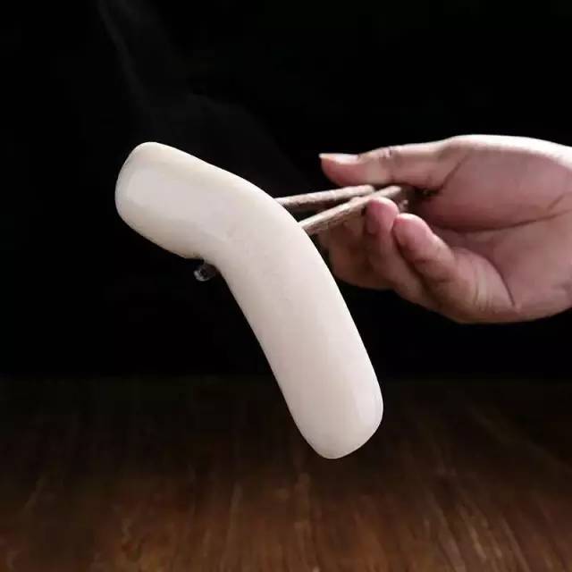 80后老师辞职回乡创业,80后教师辞职卖肉夹馍