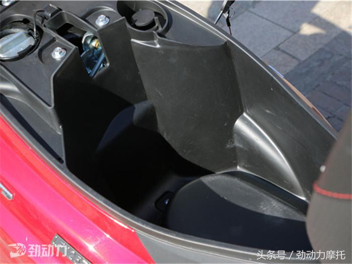 你没看错，5500元就能买一辆125毫升排气量的踏板车