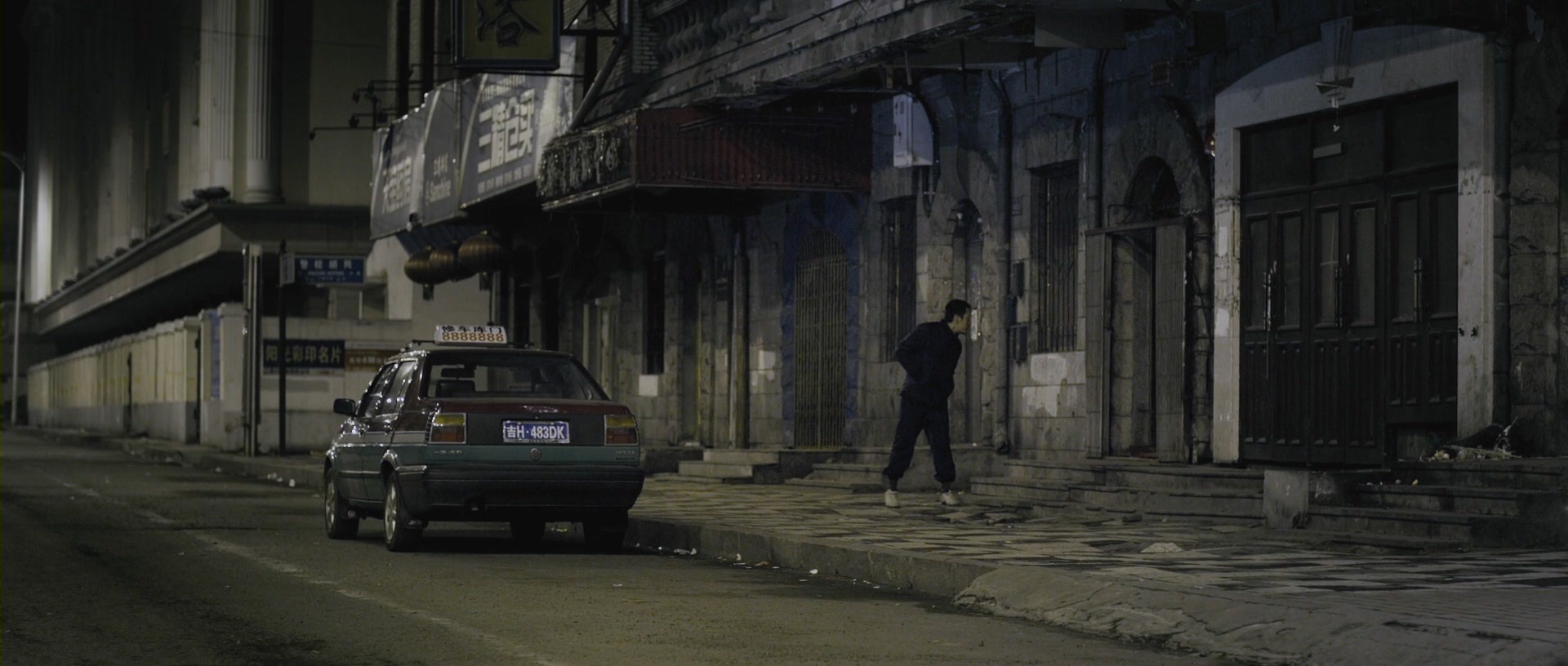 汽车大电影，《黄海》里一切都很牛逼，可惜除了车