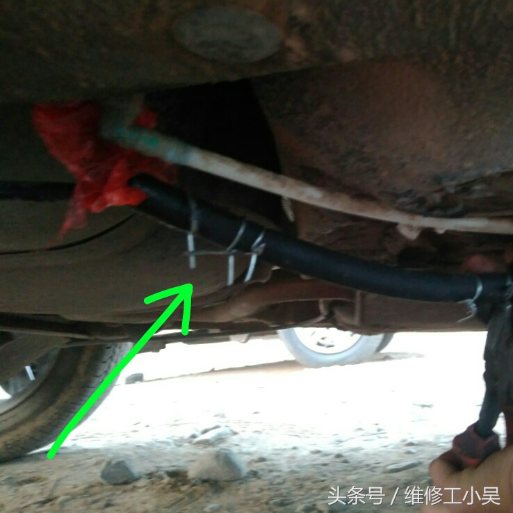 大众朗逸底盘被刮擦严重么,大众朗逸车刮底盘了要不要紧