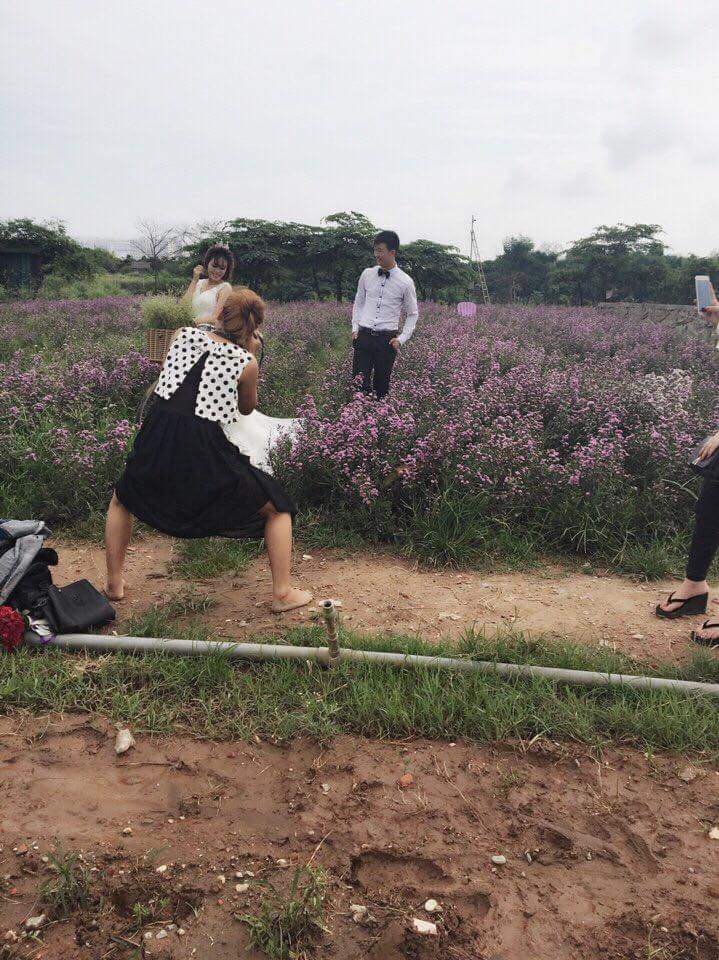 女摄影师的艰辛,90后女摄影师的工作日常