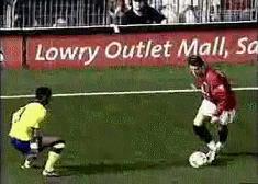 c罗恶性犯规集锦,c罗足球过人技巧简单实用帅气