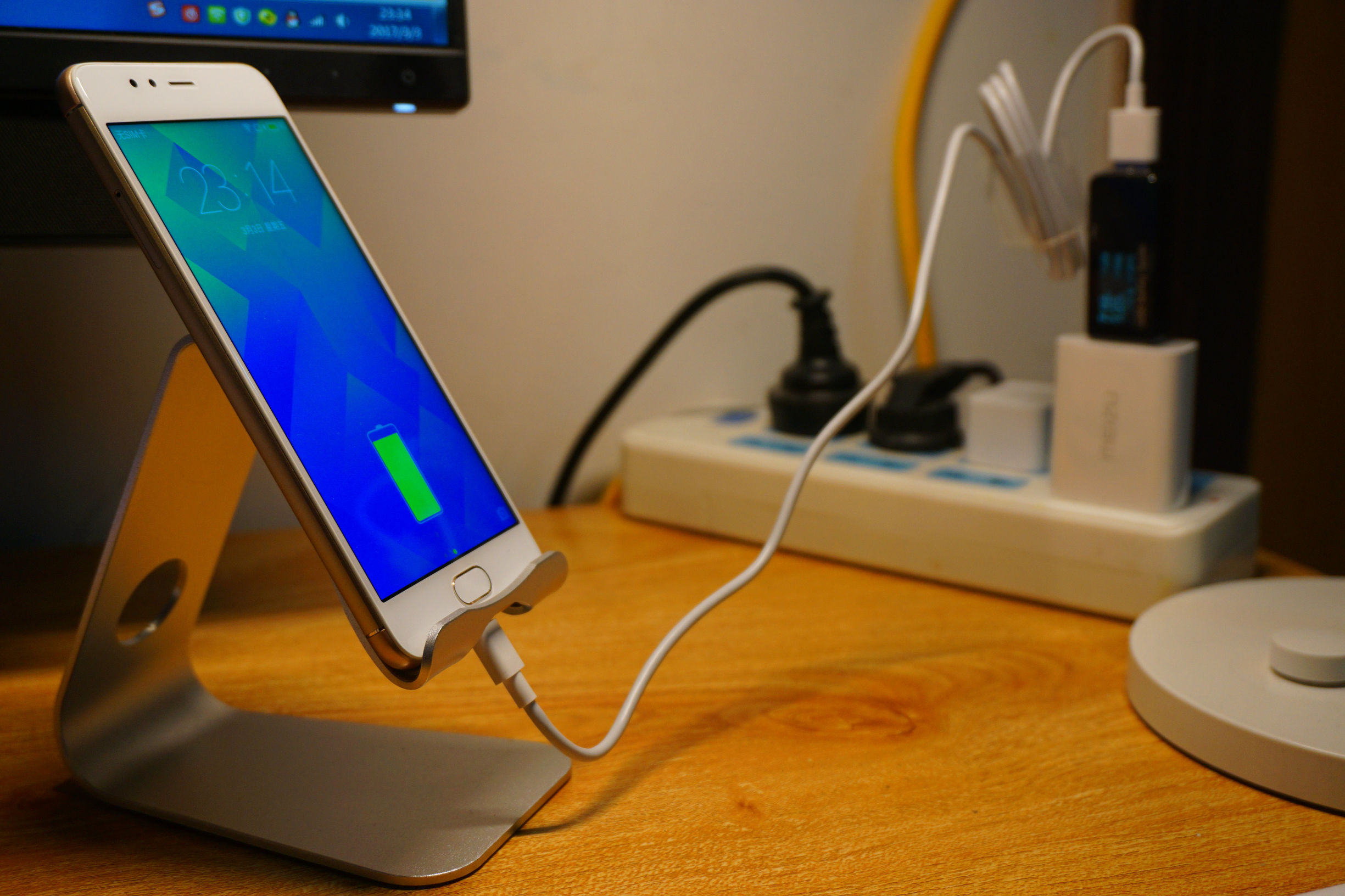 魅蓝5s支持快充吗,千元快充5g手机