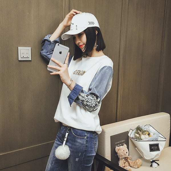 粉嫩大版型卫衣减龄穿搭,开春必备卫衣少女感小众穿搭