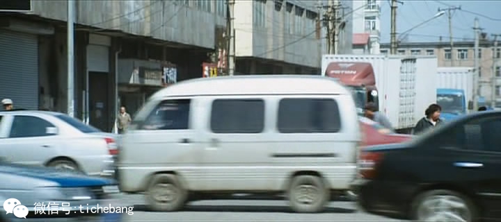 汽车大电影，《黄海》里一切都很牛逼，可惜除了车