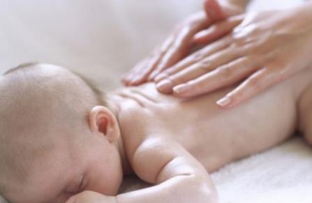 春季婴儿湿疹高发有何妙招能缓解,季节性宝宝湿疹怎么消除又快又好