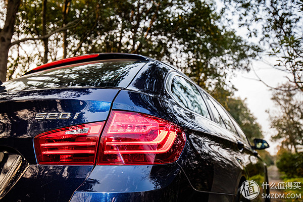 宝马520i旅行版功能,宝马520i和530旅行