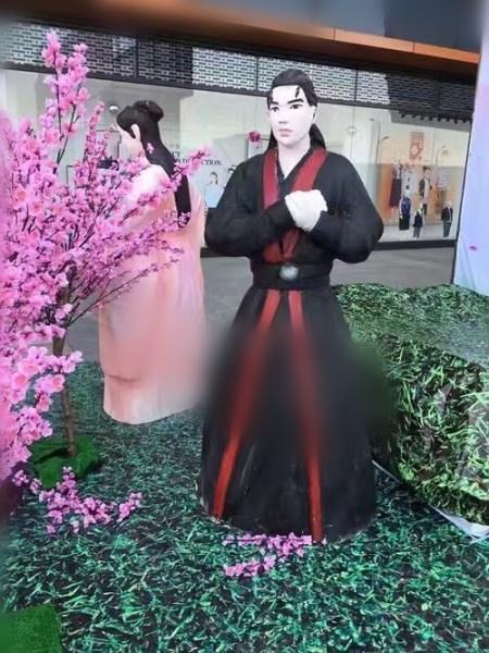 1天收到8部片约片酬过亿,赵又廷红到财富身价暴涨但他很理智