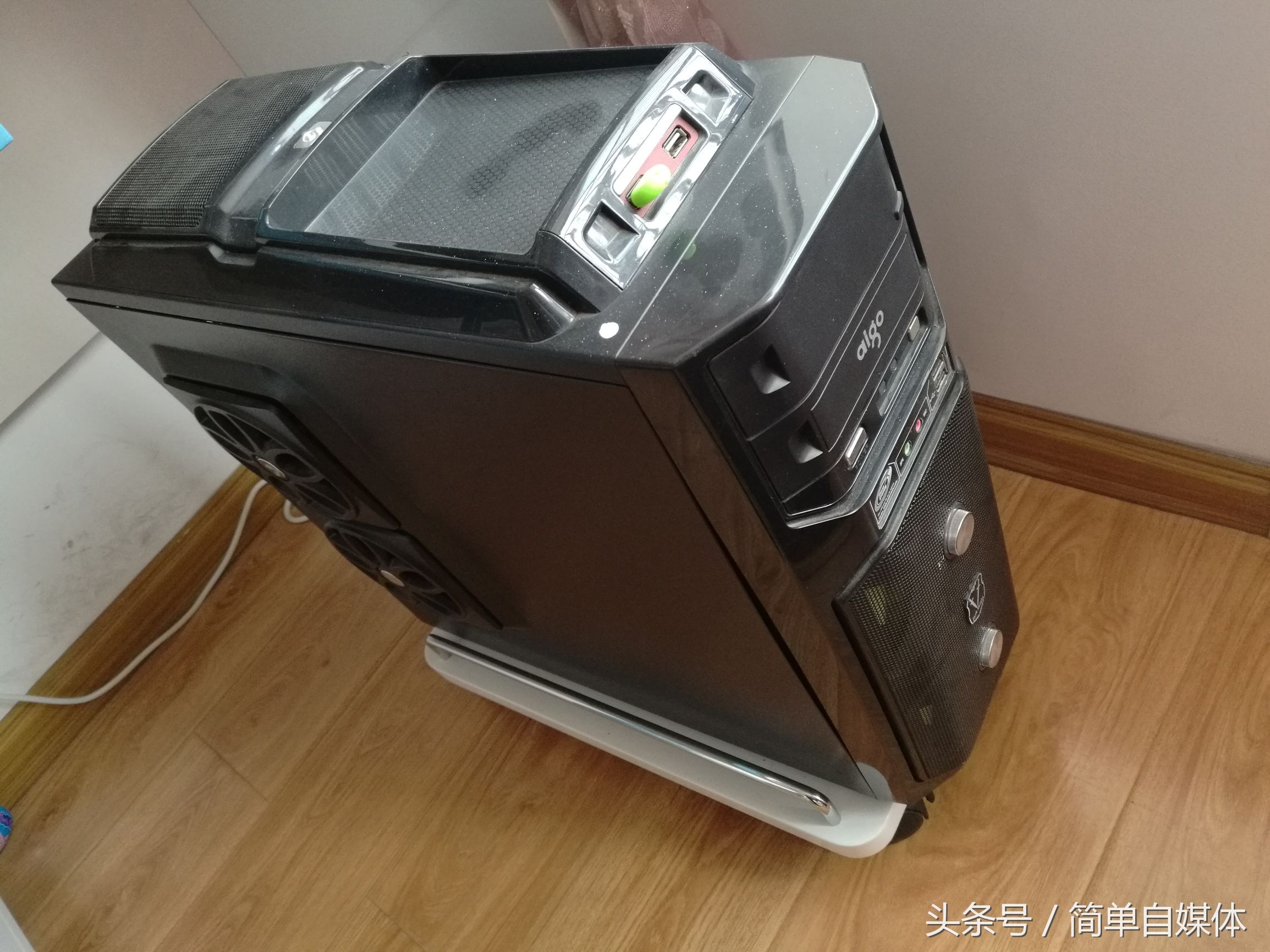 许久未开门营业再开门,许久未发工资