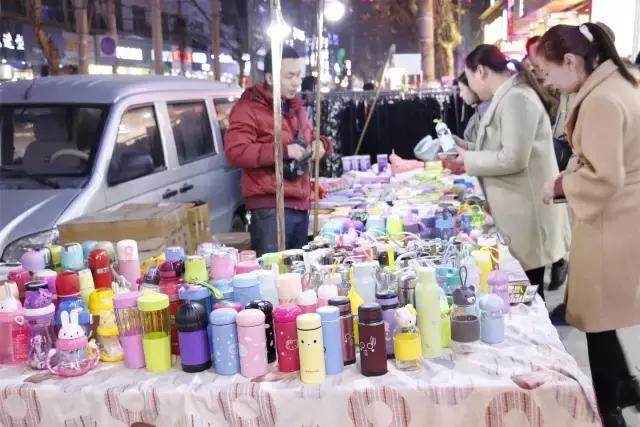 每一个与鱼化寨国际有染的人,都曾对这个小香港有难以言表的热忱