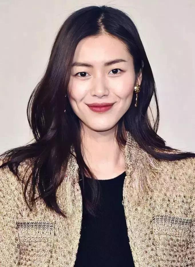 刘雯全智贤走秀,刘雯全智贤