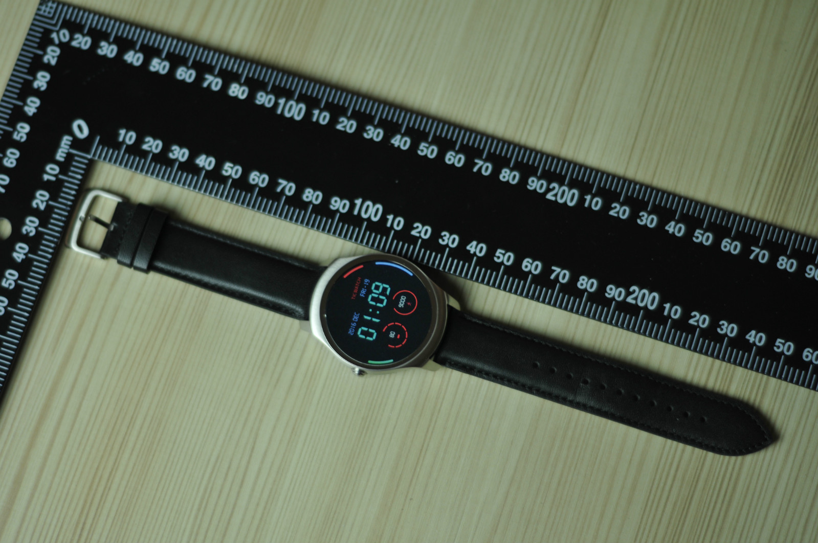 智能手表是我们无法想象的,智能手表买了感觉没啥用