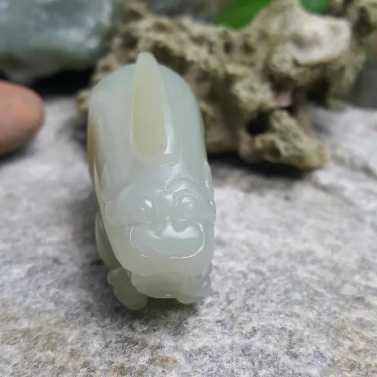 上等和田玉器欣赏,怎么从雕工鉴别和田玉