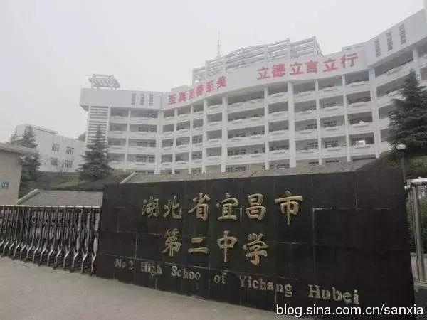 宜昌这个很多人骂了3年，却爱她一万年的地方！真的回不去了！