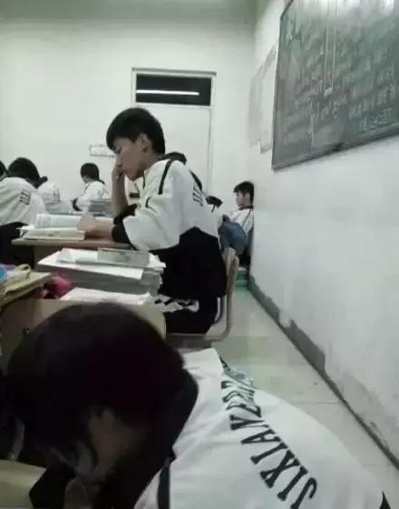 宜昌这个很多人骂了3年，却爱她一万年的地方！真的回不去了！