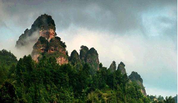 梅州有什么特别的地方,梅州哪个县比较好