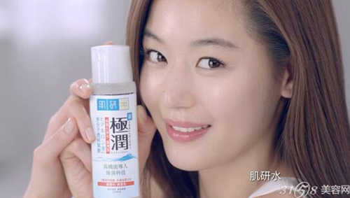 全智贤代言的韩国衣服叫什么,韩国明星全智贤代言的护肤品