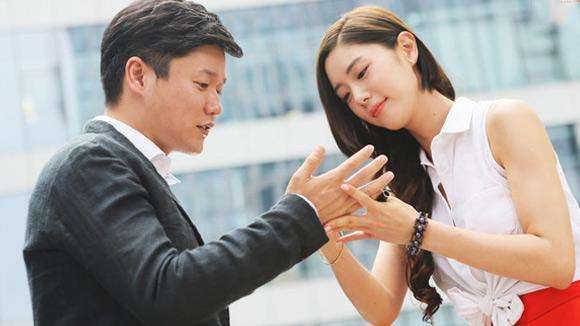 《情圣》，精神背叛的救赎