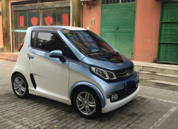 众泰电动车e200能干多少公里,电动车100元电费可以跑多少公里