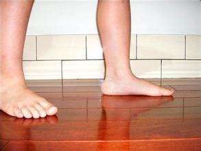 很费鞋的1种病，跑、跳、走、站都特累，预防很重要