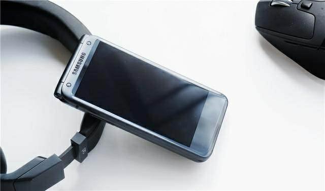 三星w2017全面展现,三星w2017全新