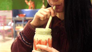 深圳第一家迪拜果饮店，2吨的水果真的吓到我了！