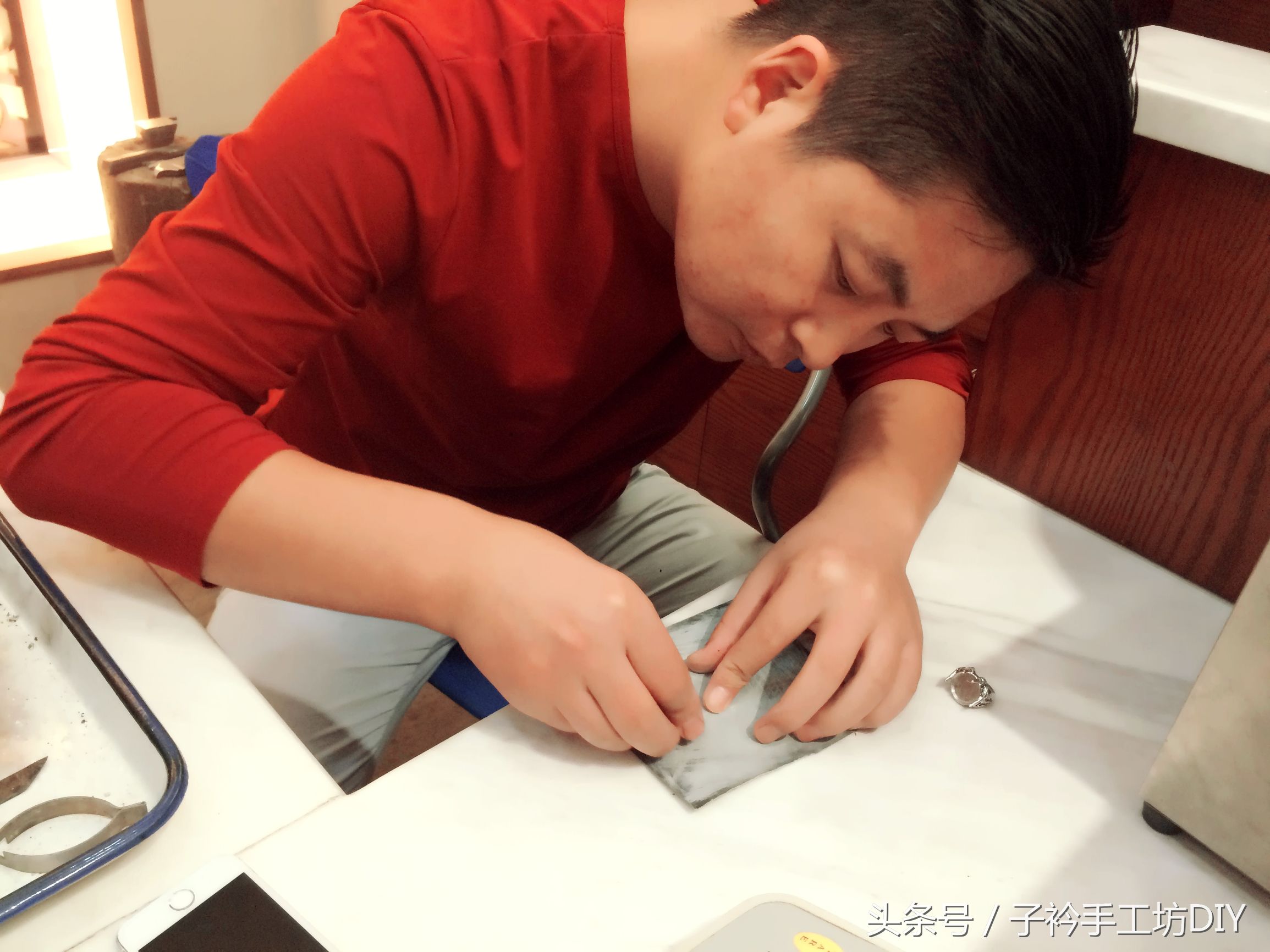 蜜蜡磨珠子教程,蜜蜡珠子怎么切割