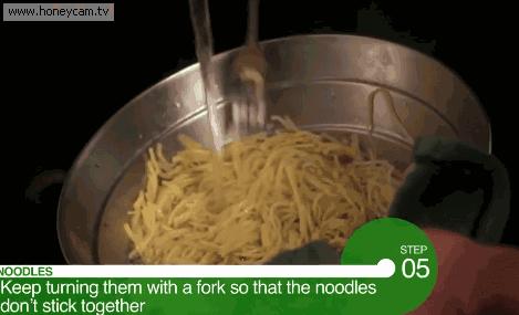 煮面的时候如何让面条入味,教你煮一碗有劲道的面条