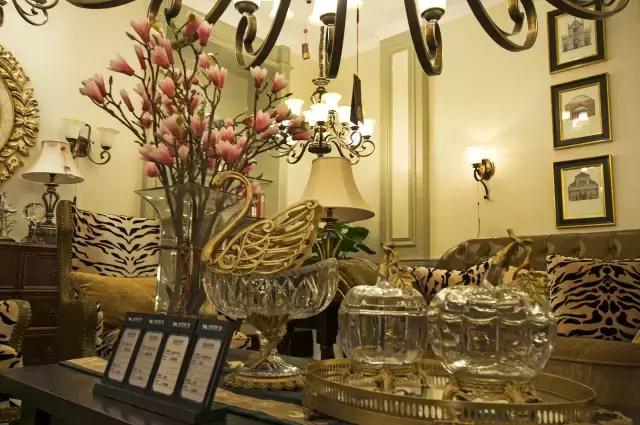 全新启幕·助力终端|解读艾克诗顿品牌形象SHOW