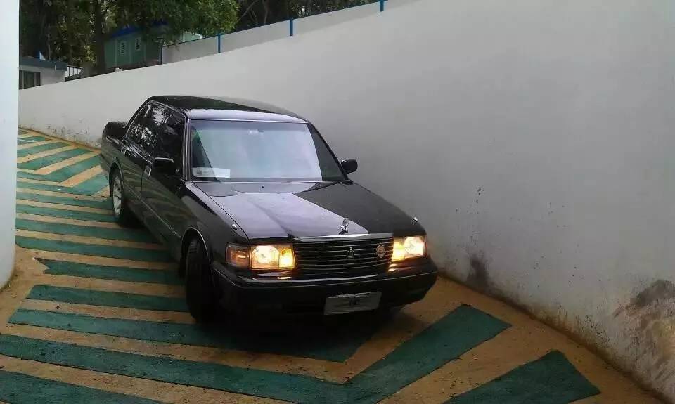 总是停不好车,如何解决停车位难问题及对策实例