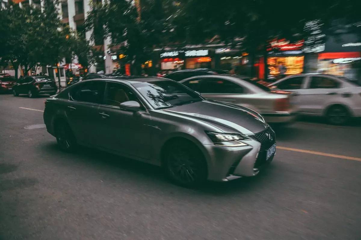 闆峰厠钀ㄦ柉gs300杞︿富,闆峰厠钀ㄦ柉gs430杞︿富閲囪