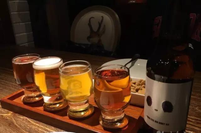 一天吃8顿算啥!回我老家青岛,带你吃上24小时!