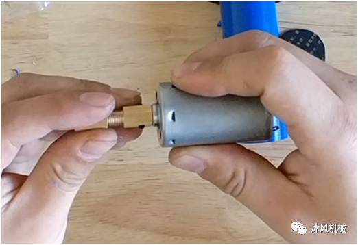 手电钻制作打磨神器,diy小型打磨机制作过程