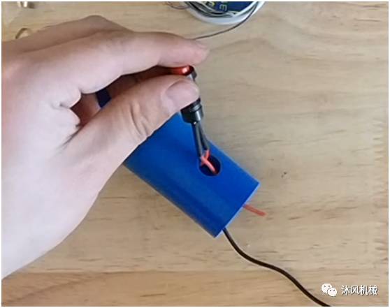 手电钻制作打磨神器,diy小型打磨机制作过程