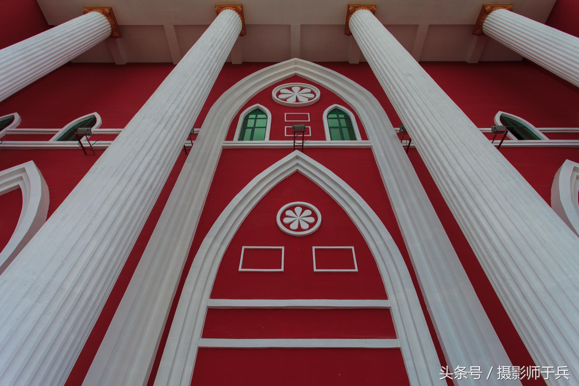 中国最大的基督教堂-大庆磐石大教堂