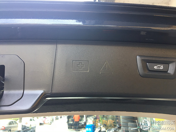 宝马520i旅行版功能,宝马520i和530旅行