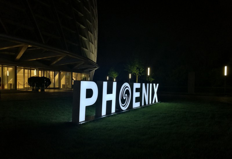 华为荣耀v8上手体验：就是这么酷