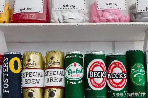 英国姑娘专门卖“假货”(针织品)的便利店