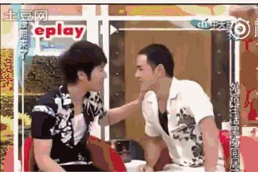 1天收到8部片约片酬过亿,赵又廷红到财富身价暴涨但他很理智