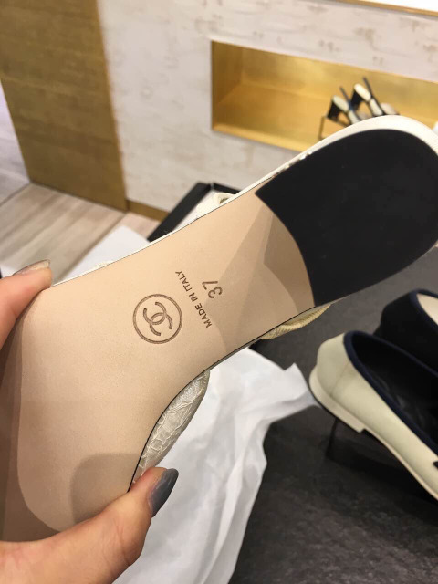 今年流行的大牌鞋子秋冬,当季最流行的大牌鞋子