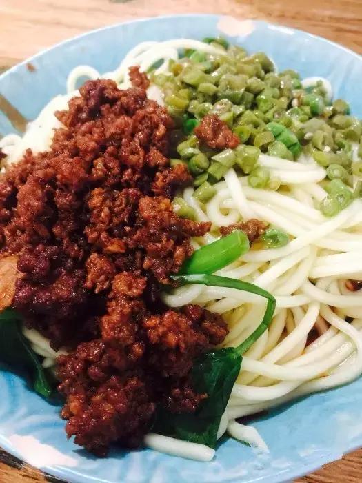 成都必吃的18碗面,成都最好吃的100碗面