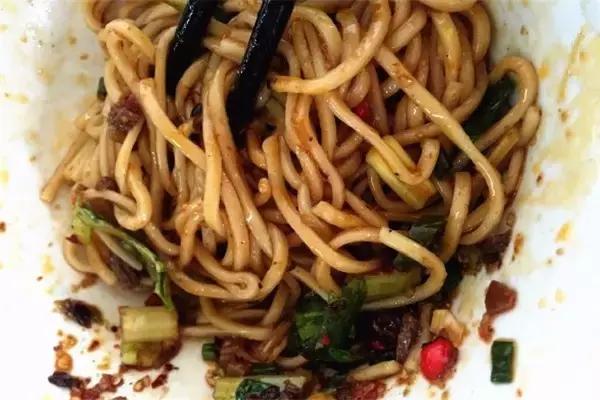 成都必吃的18碗面,成都最好吃的100碗面