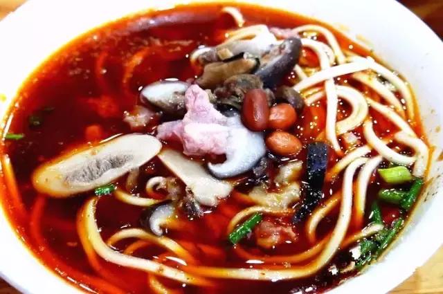 成都必吃的18碗面,成都最好吃的100碗面